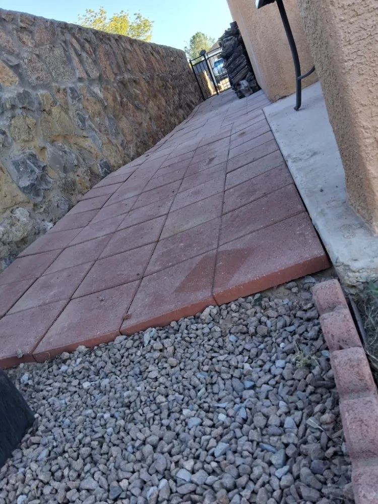 Affordable yard maintenance for residential properties across Las Cruces, NM - CleaninBoyz