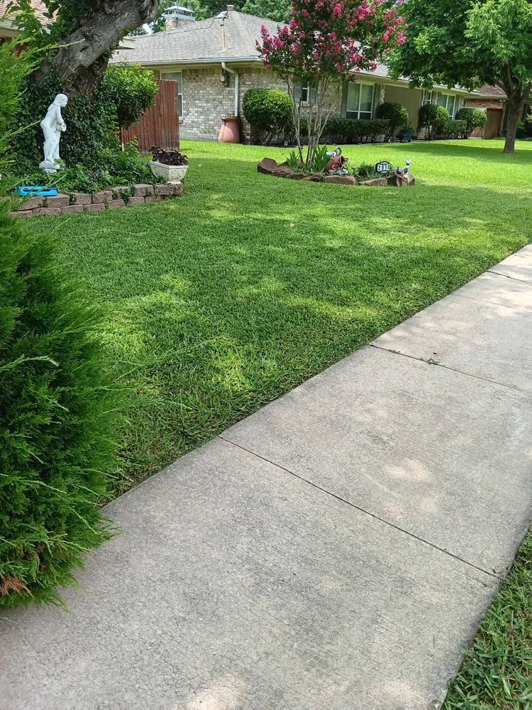 Reliable residential landscaping for homes in Garland, TX by Cleanpro Lawncare