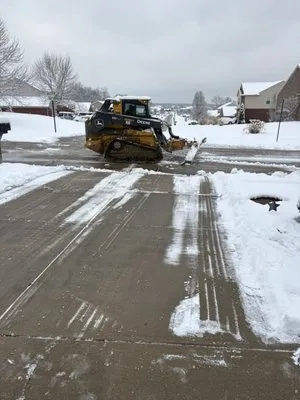 Clear Choice Facility Maintenance Logo