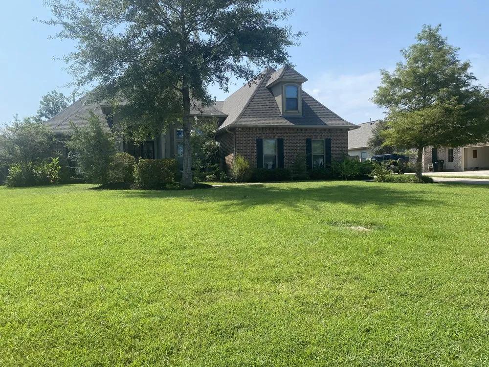 Local yard maintenance in Slidell, LA by Clear Cut Grounds Maintenance