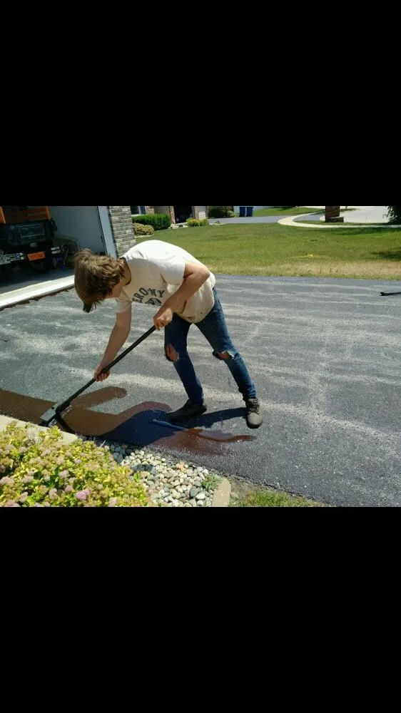 Top-rated yard cleanup service in Bourbonnais, IL - Clear Path