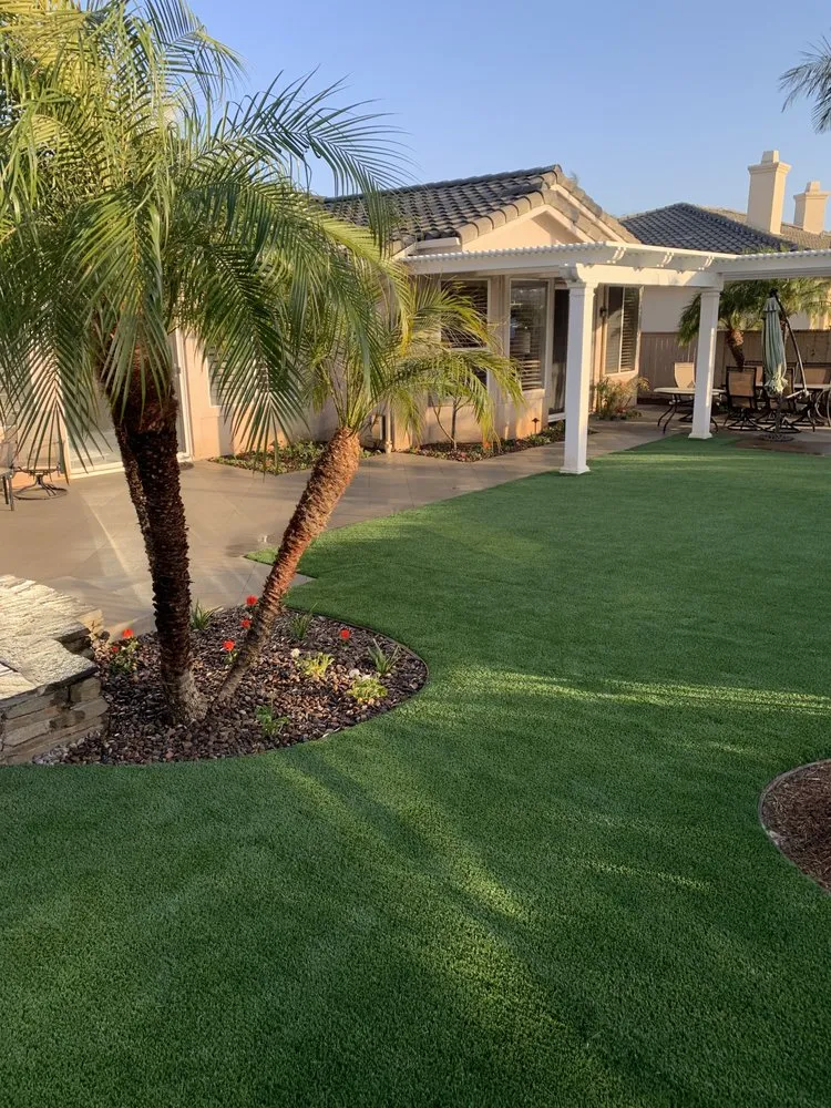 Professional residential landscaping in Solana Beach, CA by Clear Water Landscapes