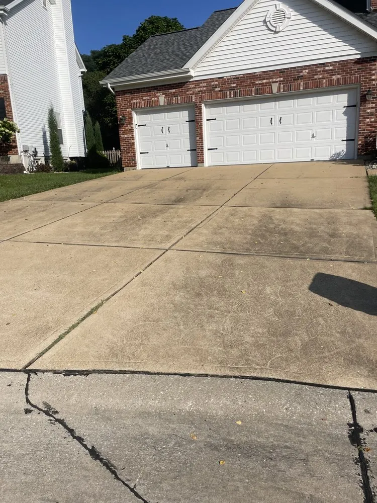 Reliable yard maintenance in Moscow Mills, MO - ClearView Cleaners