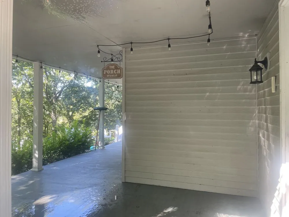 Affordable yard maintenance with custom design in Moscow Mills, MO by ClearView Cleaners