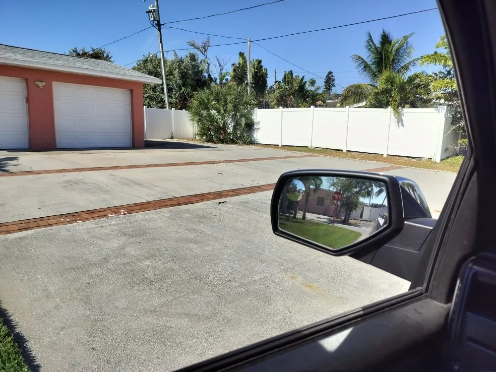 Top-rated garden landscaping for outdoor upgrades in St. Petersburg, FL by Clearview Handy Crew