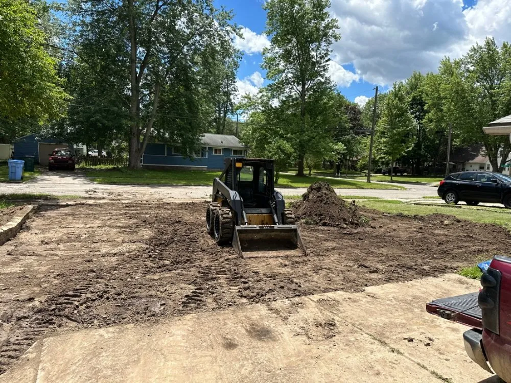 Affordable lawn care service experts serving Lansing, MI - Clearview Land Management