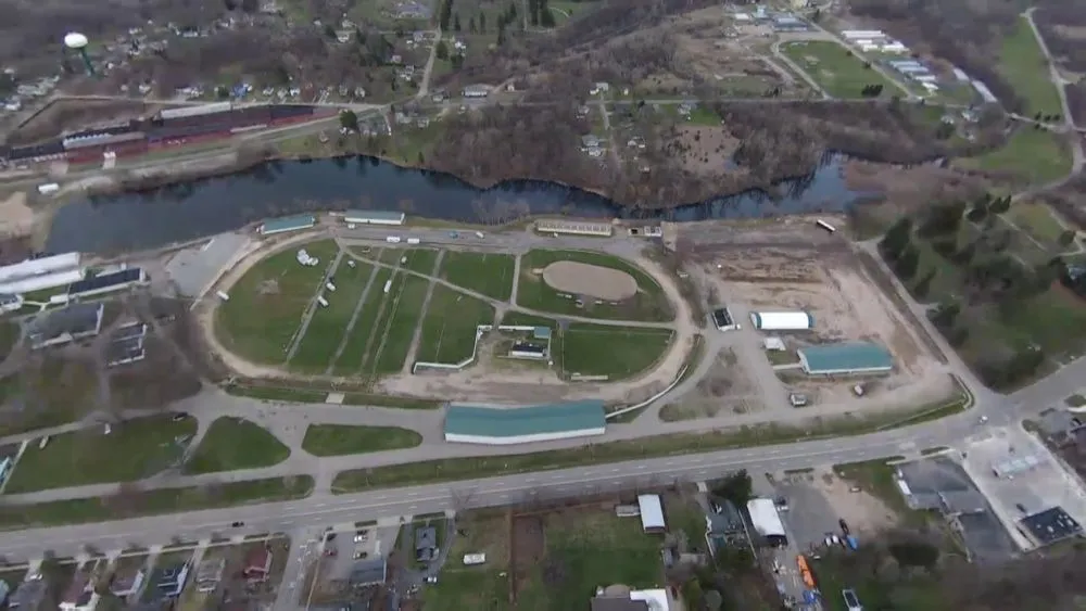 Top-rated yard cleanup service in Hillsdale, MI - Clearview Lawn Care