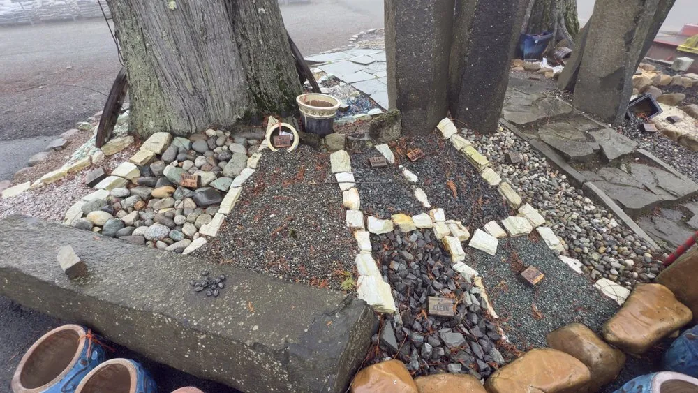 Trusted yard maintenance in Snohomish, WA by Clearview Nursery & Stone