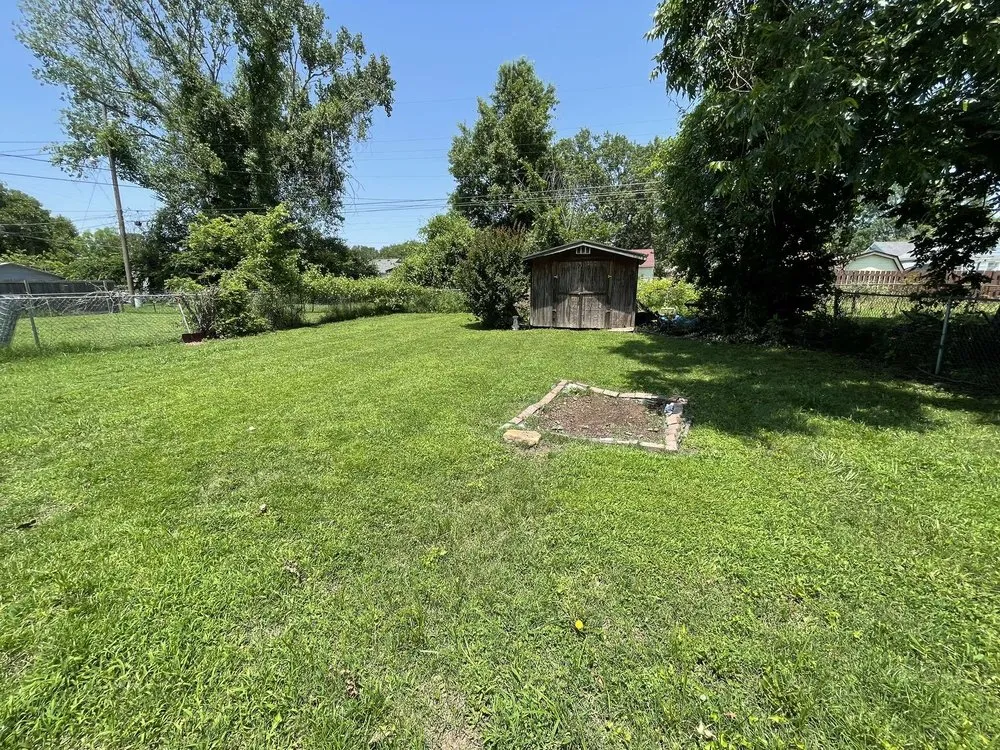 Trusted garden landscaping experts serving Muskogee, OK - Clearview Outdoor Service