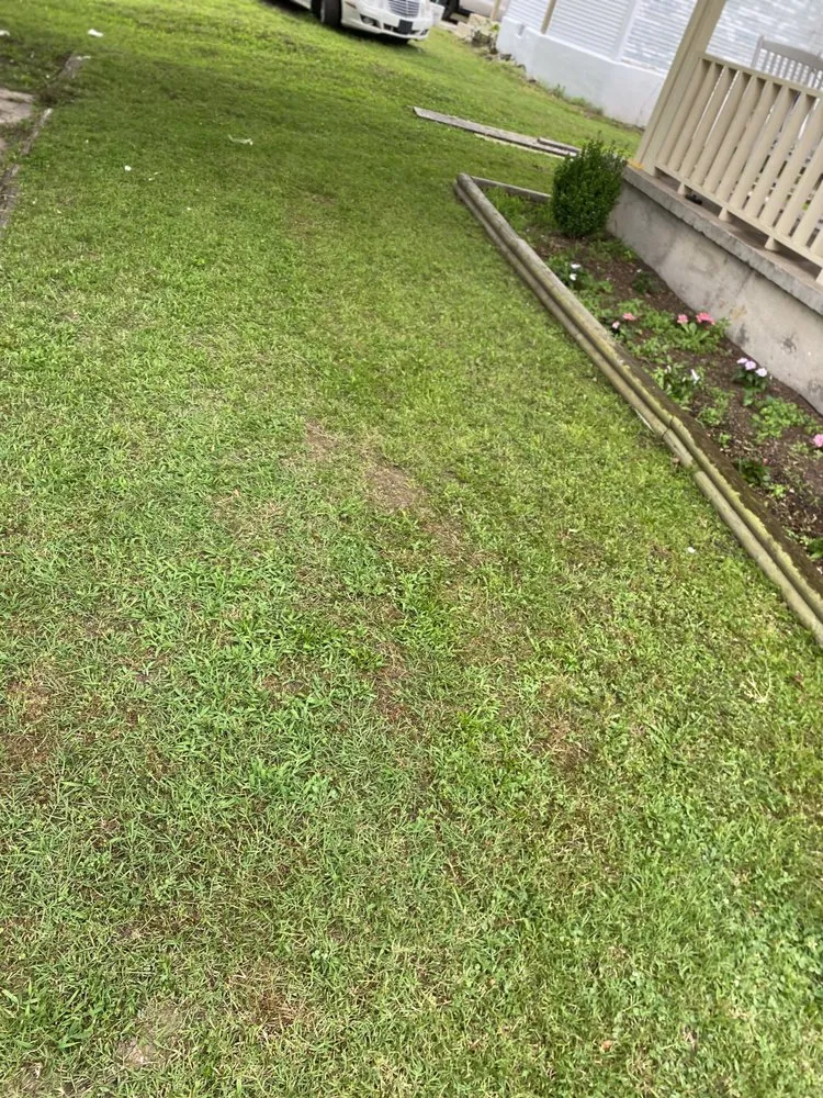 Expert yard cleanup service for homes in Muskogee, OK by Clearview Outdoor Service