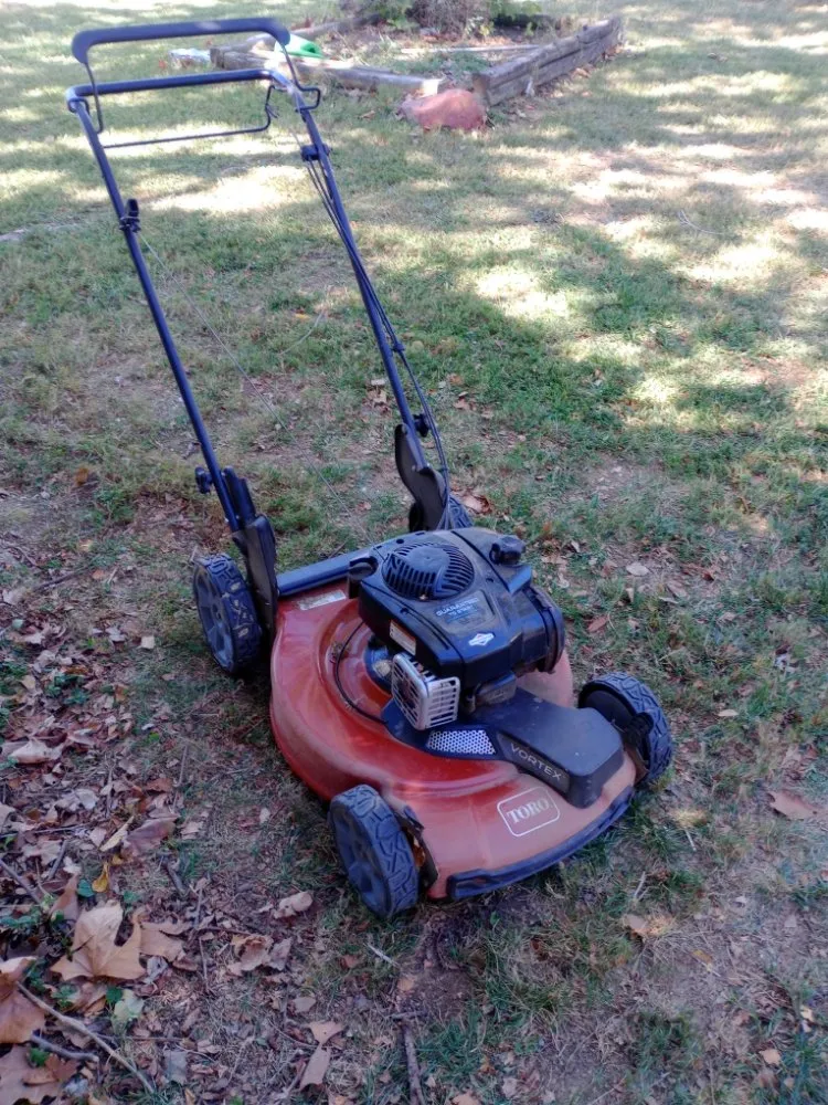 Local yard cleanup service near you across Little Rock, AR - Clearwater's Basic Mowing