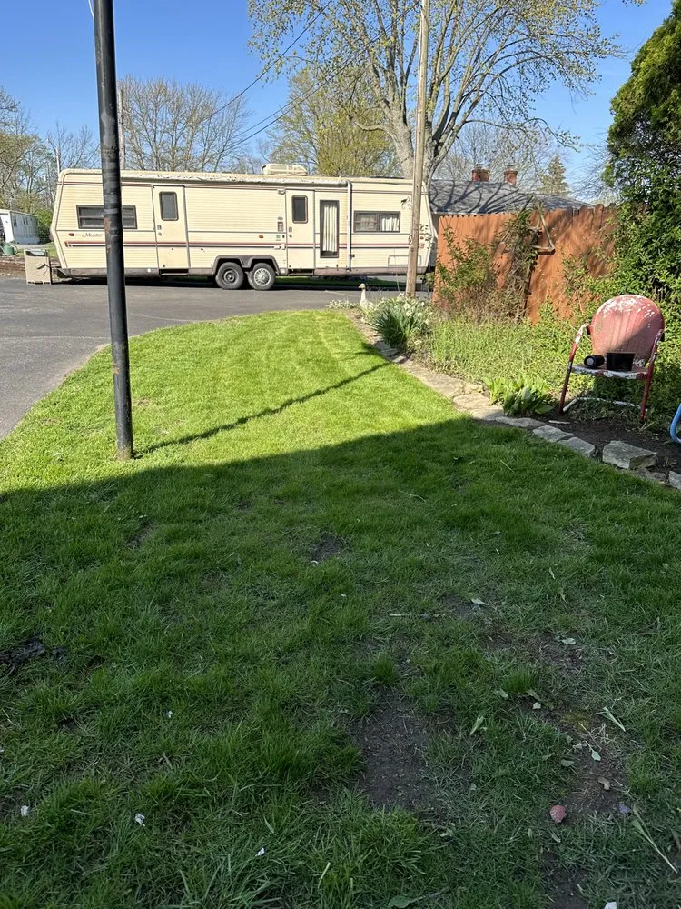 Expert outdoor landscaping in Grove City, OH by Cleen Green Cuts