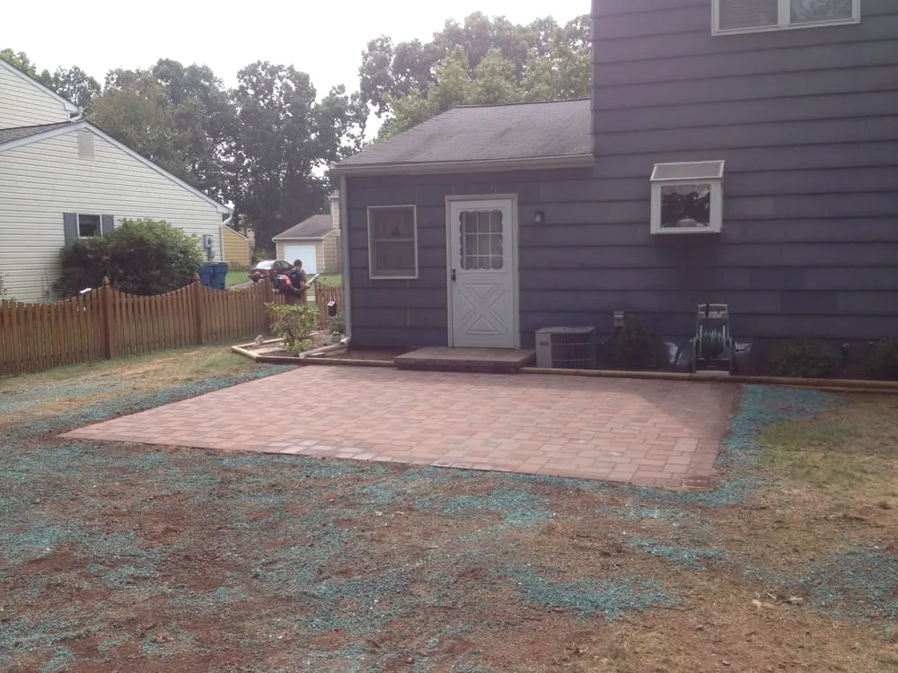 Top-rated lawn mowing service in Harleysville, PA - Clemens Outdoors