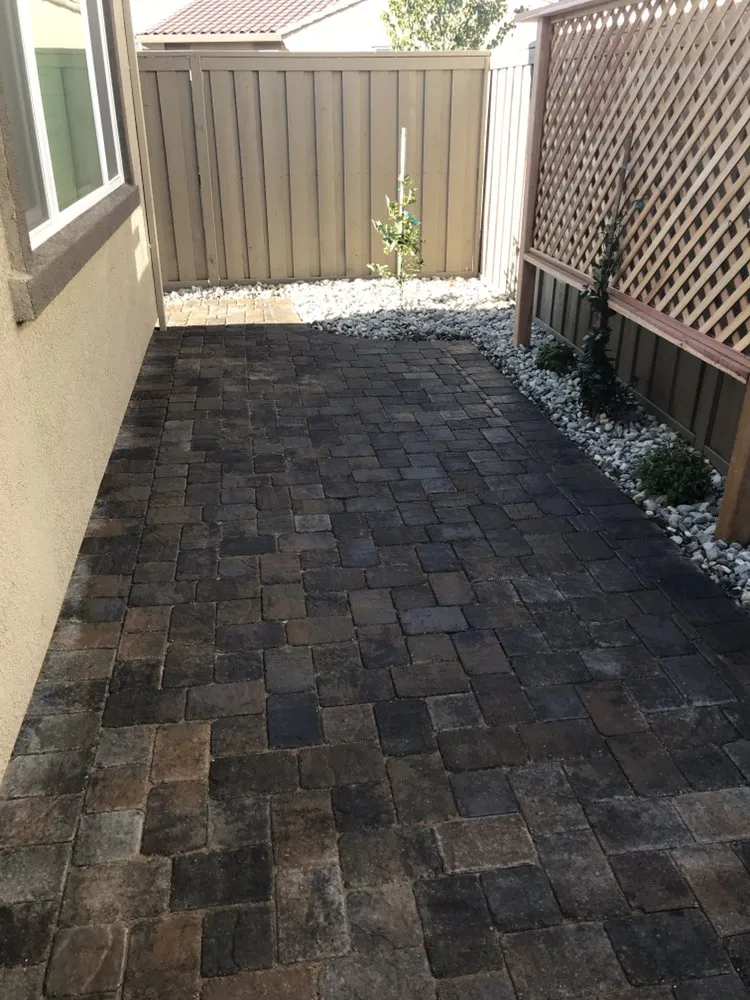 Custom landscaping services in Sacramento, CA - Clement Landscape Service