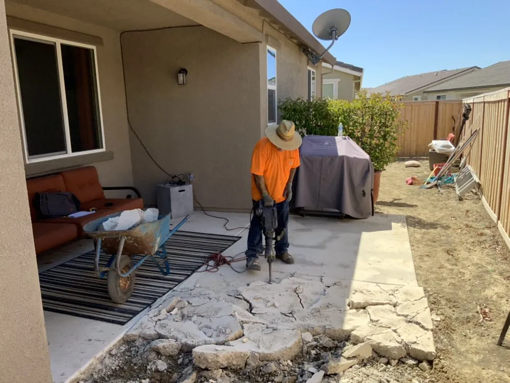 Affordable lawn mowing service in Sacramento, CA - Clement Landscape Service