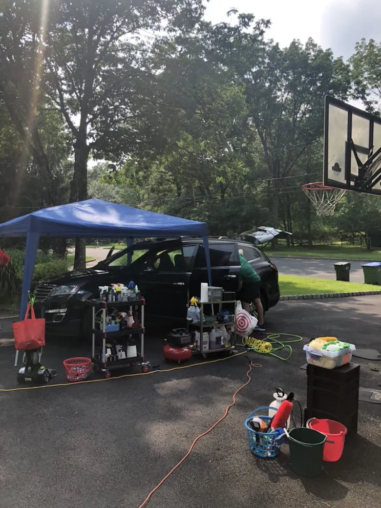 Expert yard cleanup service experts serving Long Valley, NJ - Clementine's Maintenance and Services