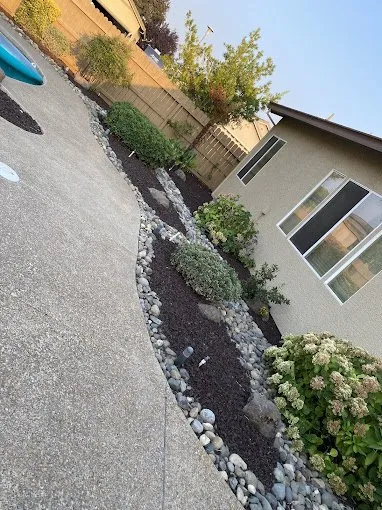 Expert garden landscaping in Lodi, CA - Clements Lawn Service & Maintenance
