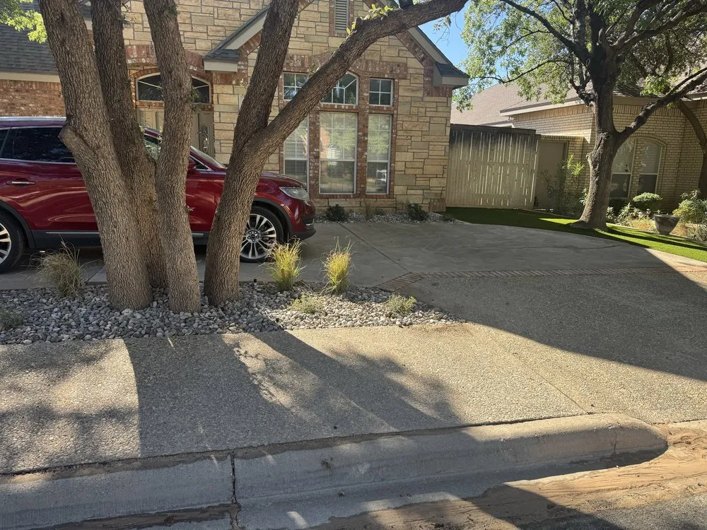 Local yard cleanup service in Midland, TX - Clements Lawn Service