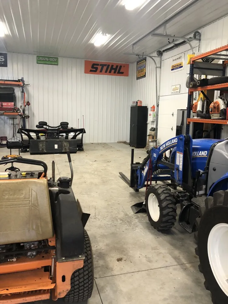 Reliable lawn mowing service for homes in Danville, IN by Clem’s Lawncare