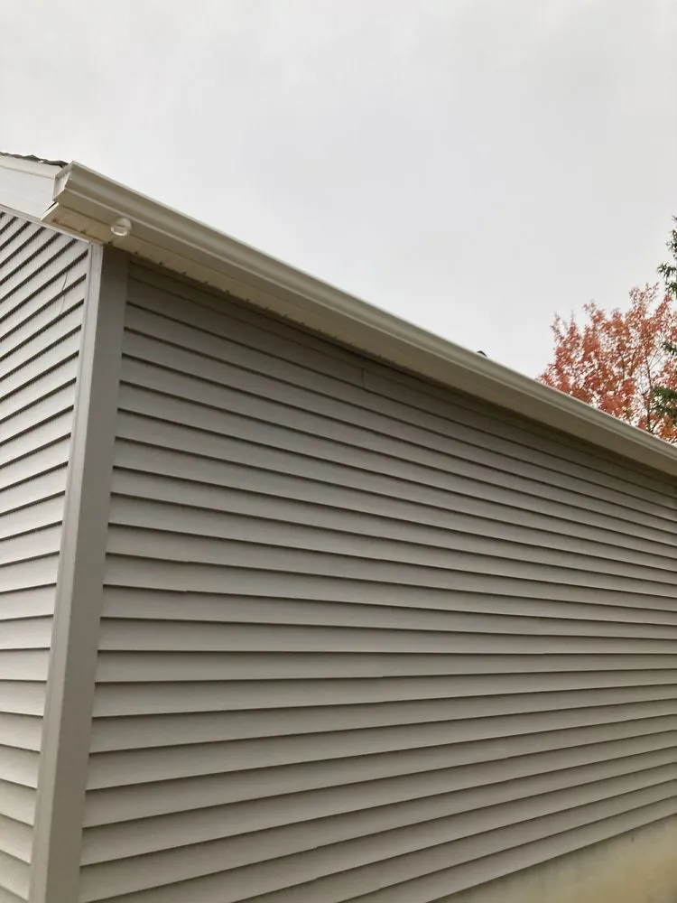 Expert yard maintenance in Cleveland, OH - Cleveland Home Contractors