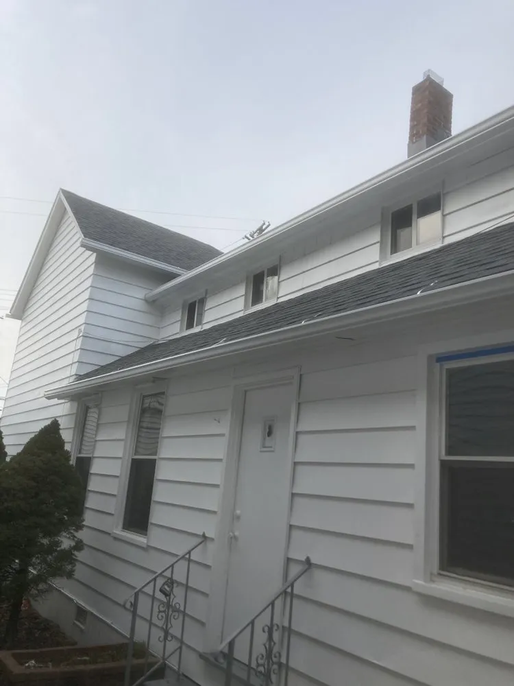 Expert yard maintenance in Cleveland, OH - Cleveland Home Contractors