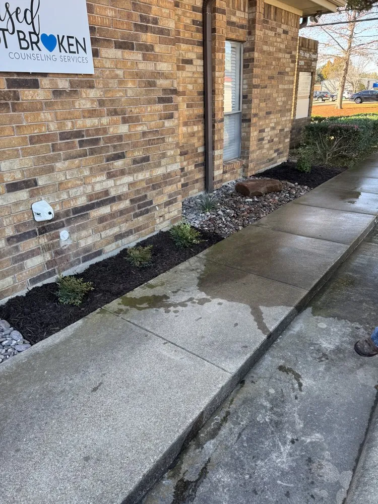 Expert lawn mowing service in Fort Worth, TX by Cleveland Landscape and Tree