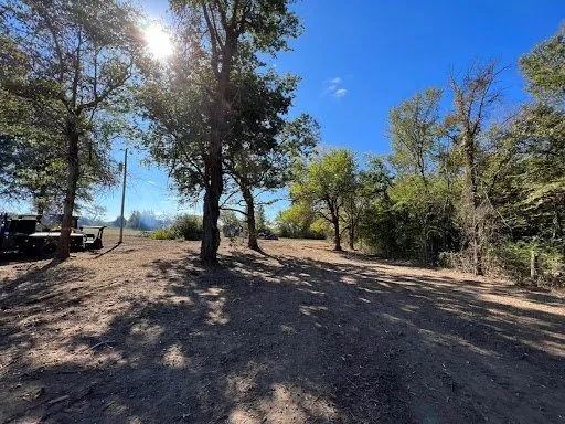 Reliable yard cleanup service experts serving Okmulgee, OK - Clevengers Land Management