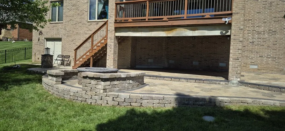 Custom landscaping services experts serving Nixa, MO - Clever Fox Creations