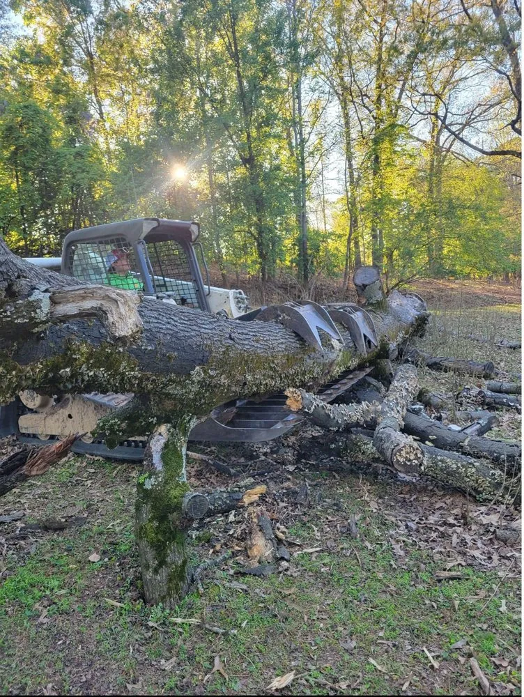 Affordable yard maintenance in Auburn, GA - CLG Land Services