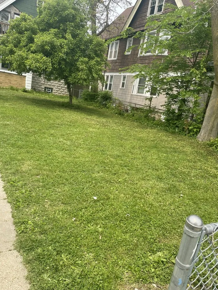 Reliable residential landscaping in Milwaukee, WI - CLH LawnCare