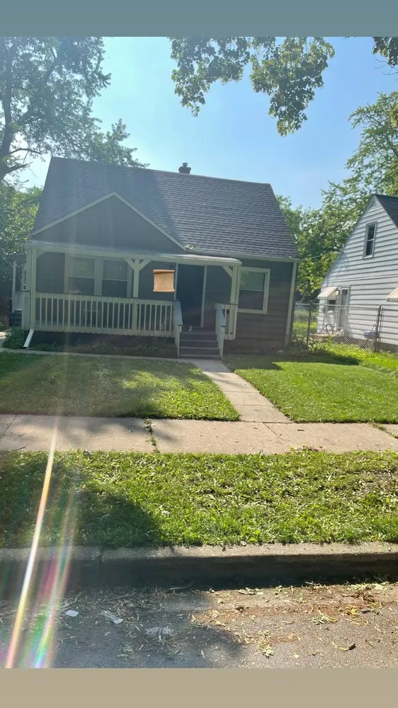 Professional lawn mowing service in Milwaukee, WI by CLH LawnCare