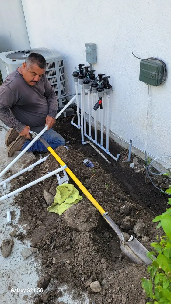 Custom garden landscaping experts serving Montclair, CA - CLI Carrillo Landscaping