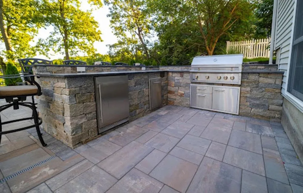 Affordable lawn care service in Woburn, MA by Cliffstone