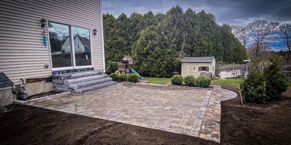 Custom garden landscaping in Woburn, MA by Cliffstone