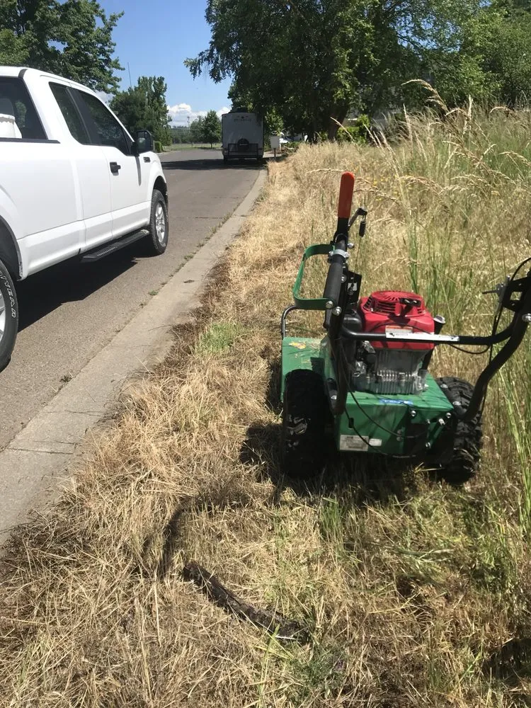 Top-rated yard maintenance in Medford, OR - Climax Lawn & Landscape