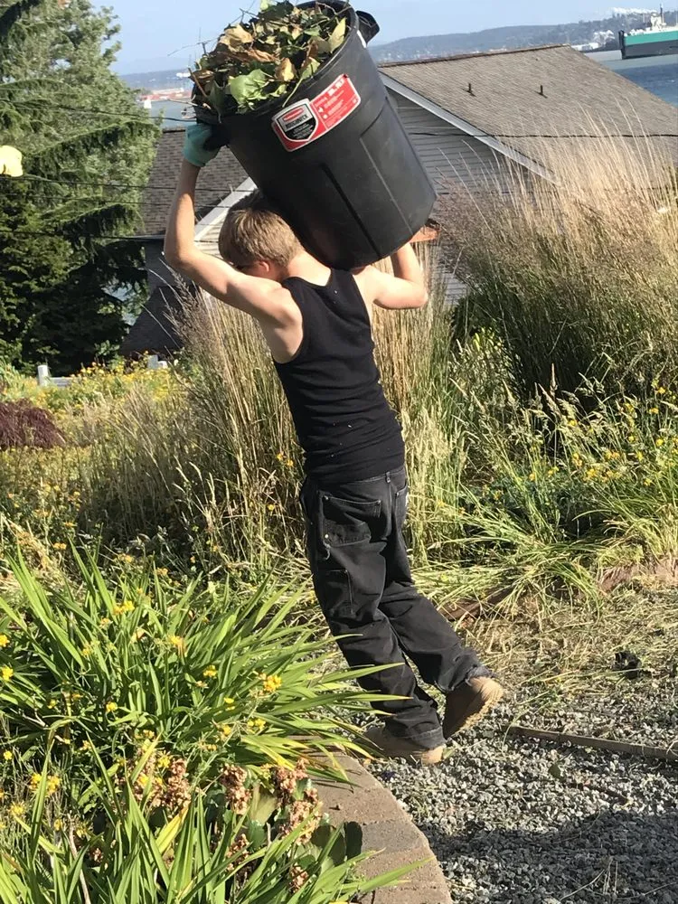 Expert outdoor landscaping for homes in Poulsbo, WA by Cline & Maib