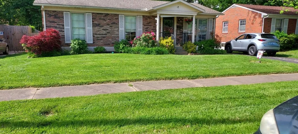Professional garden landscaping for beautiful yards across Louisville, KY - Clip It Clean It Lawn Care