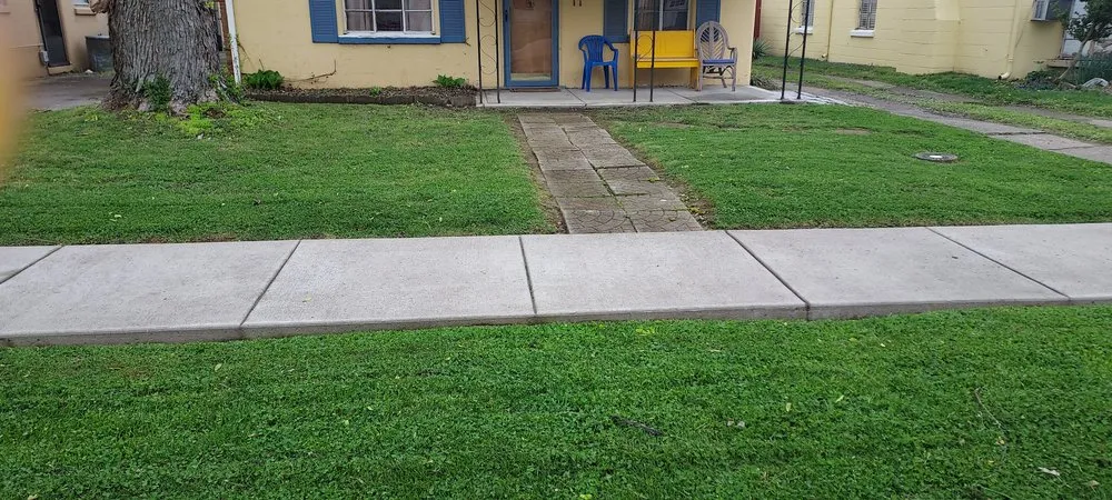 Trusted lawn care service for residential properties across Louisville, KY - Clip It Clean It Lawn Care