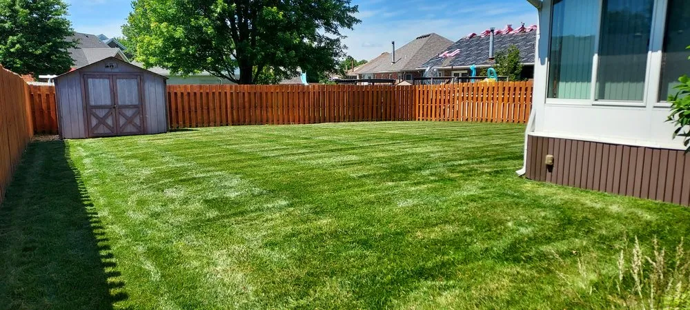 Professional residential landscaping experts serving Louisville, KY - Clip It Clean It Lawn Care