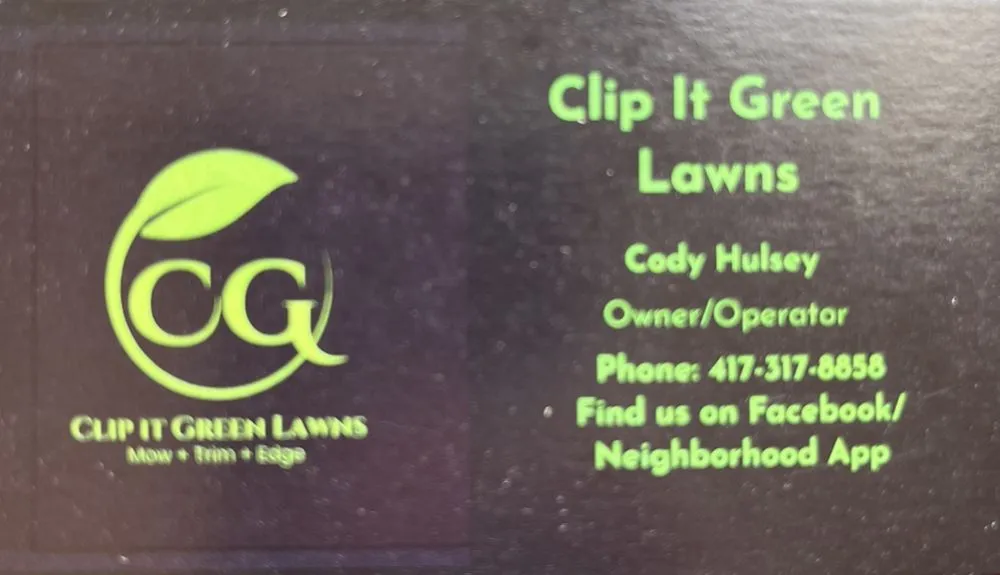 Professional lawn mowing service with custom design in Carl Junction, MO by Clip It Green Lawns