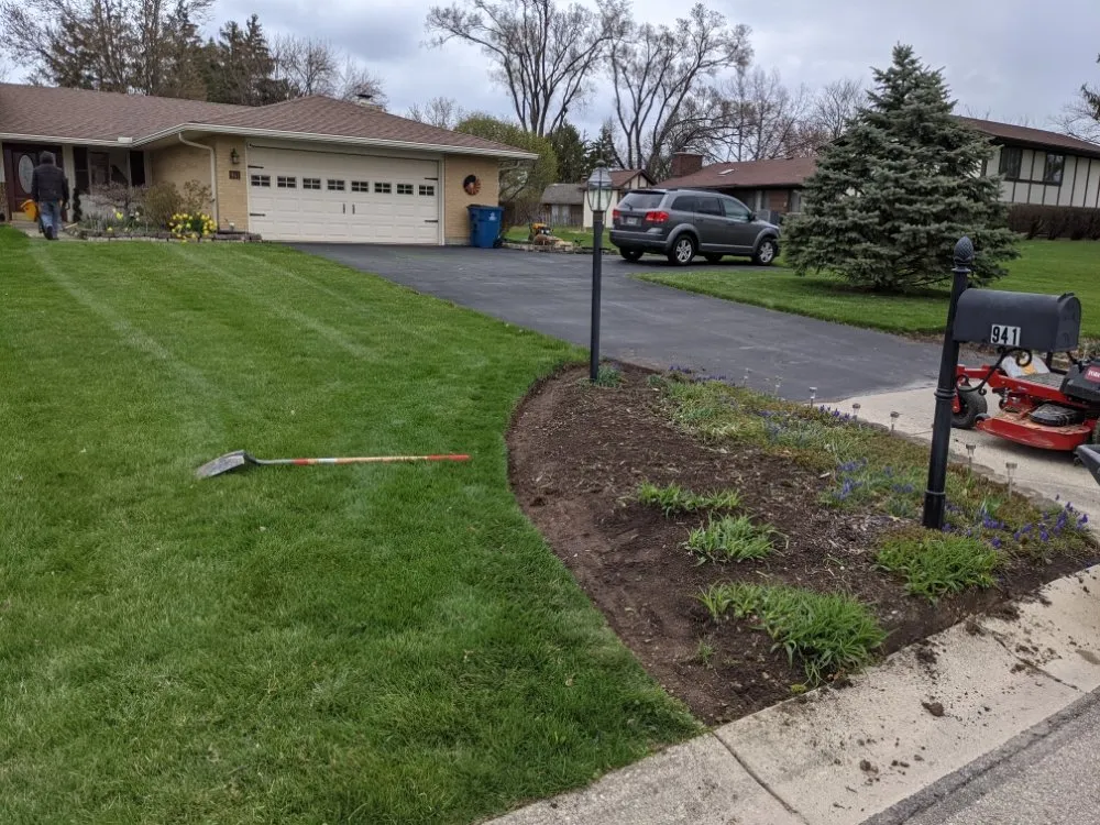 Expert residential landscaping in Miamisburg, OH by Clip Yer Tips Lawncare