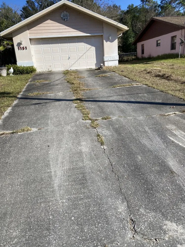 Trusted outdoor landscaping experts serving Lecanto, FL - Clipped To Perfection Lawn Care and Landscaping