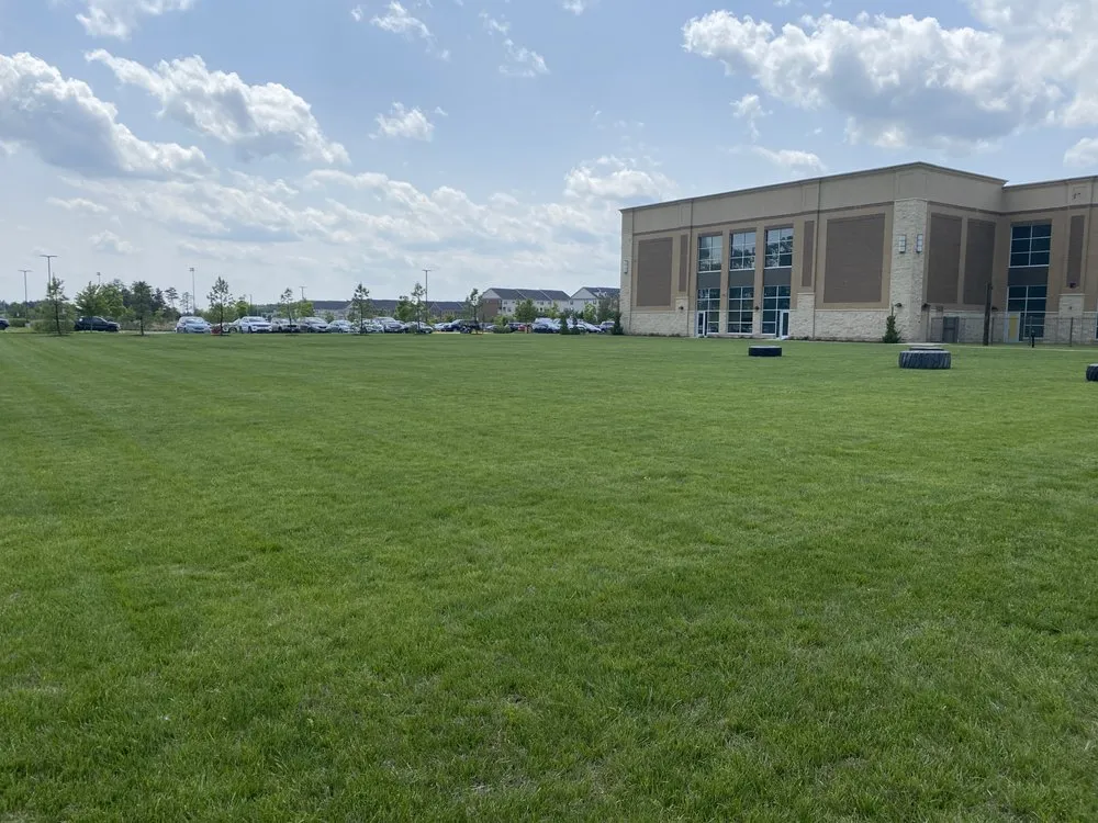 Top-rated lawn care service near you in Herndon, VA by Clippers