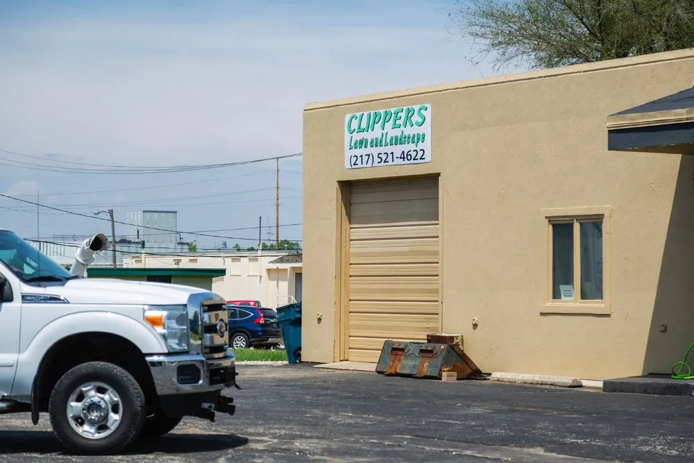 Affordable landscaping services for beautiful yards across Decatur, IL - Clippers Lawn & Landscape