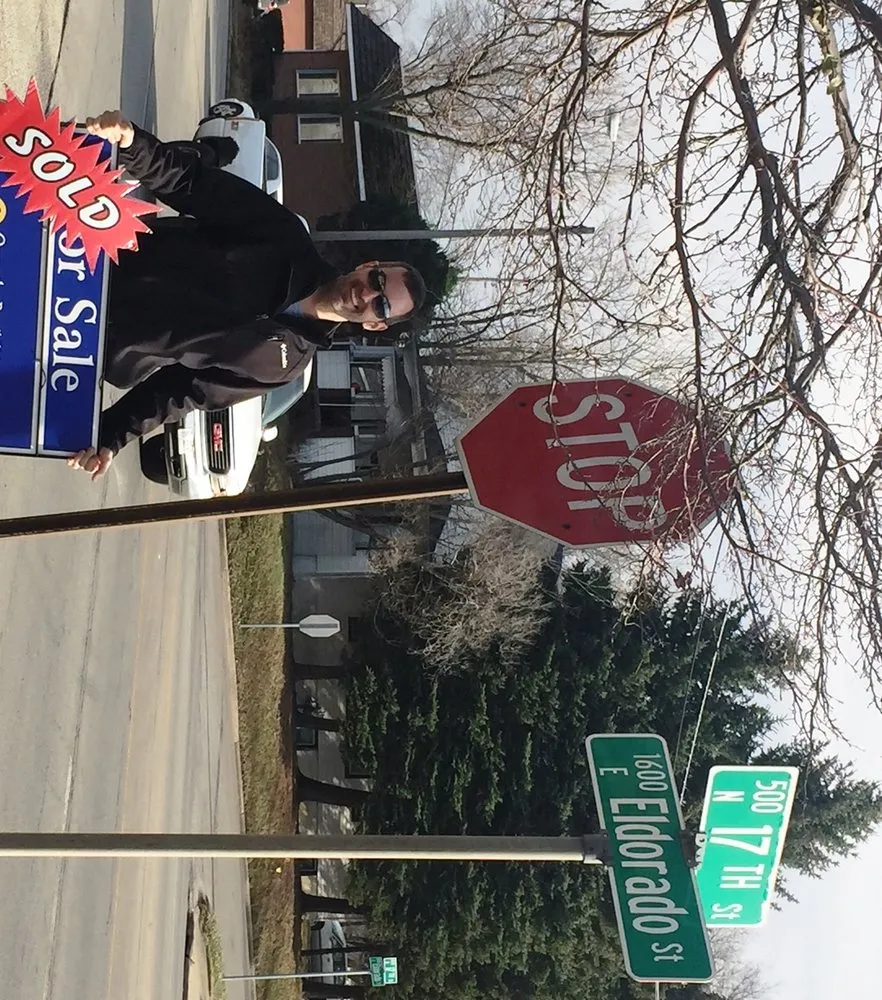 Affordable garden landscaping for beautiful yards in Decatur, IL by Clippers Lawn & Landscape