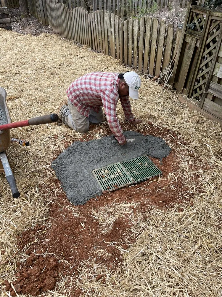 Trusted yard maintenance for beautiful yards in Cumming, GA by Clipping Landscape