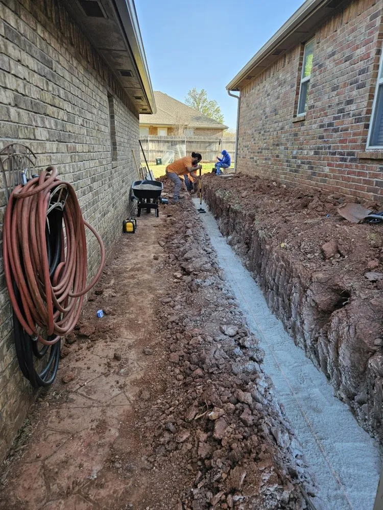 Reliable lawn care service in Moore, OK by Clippings Lawncare And Landscaping