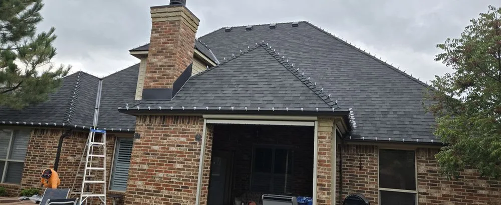 Top-rated garden landscaping experts serving Moore, OK - Clippings Lawncare And Landscaping