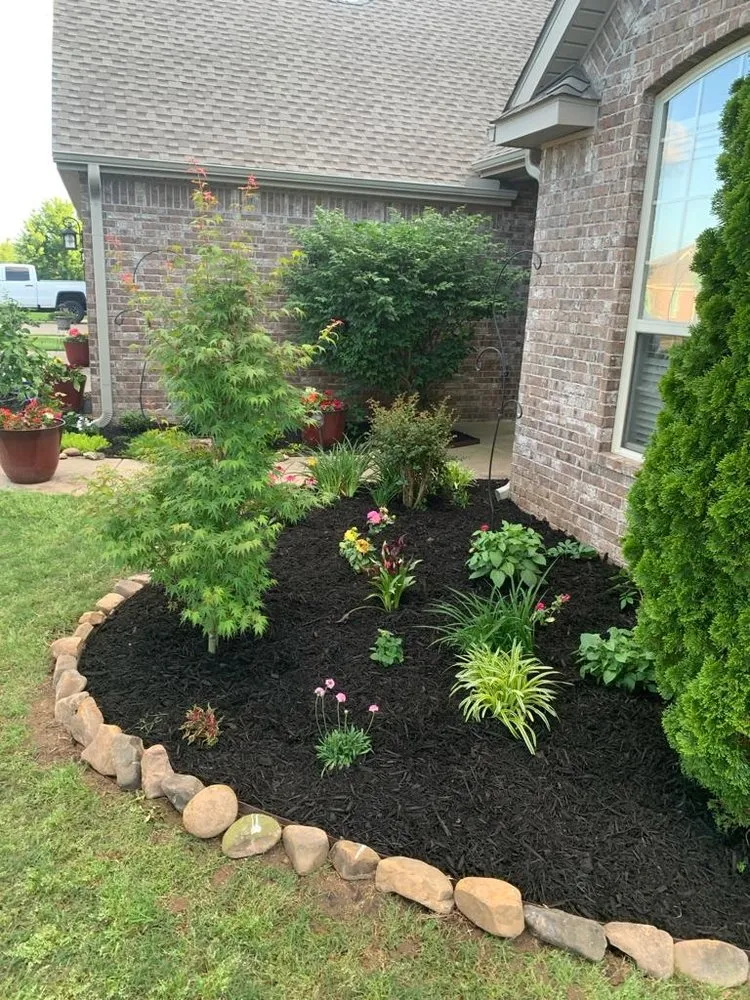 Custom yard cleanup service for beautiful yards in Springdale, AR by CLJ Lawn Service