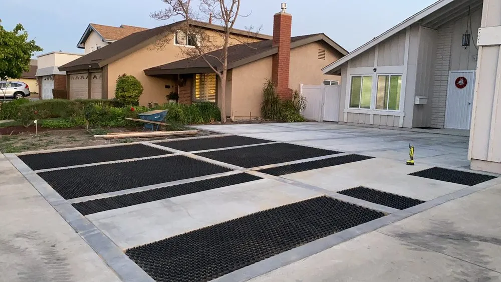 Custom landscape installation experts serving Irvine, CA - Clock Builders